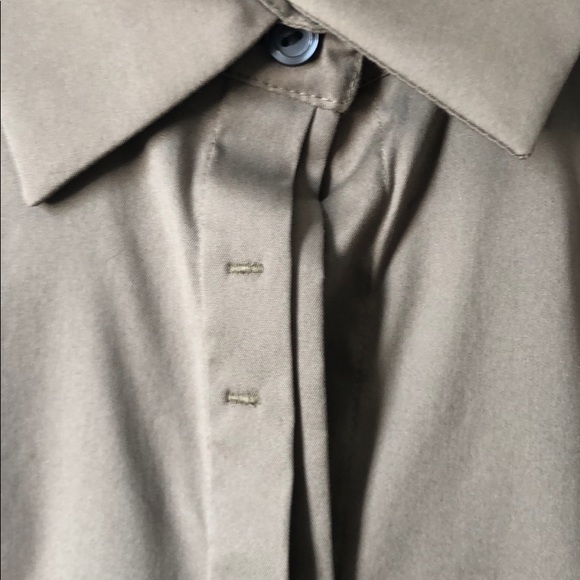 Ann Taylor double placket khaki fitted top - Picture 3 of 8
